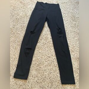 Aerie Black CHILL. PLAY. MOVE. Slashed knee active Leggings